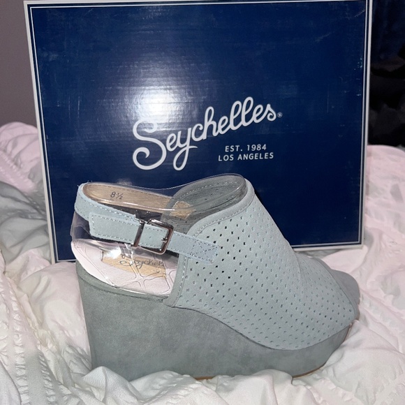NIB Seychelles Landscape Light Blue Suede Wedge Sandal - Picture 2 of 8